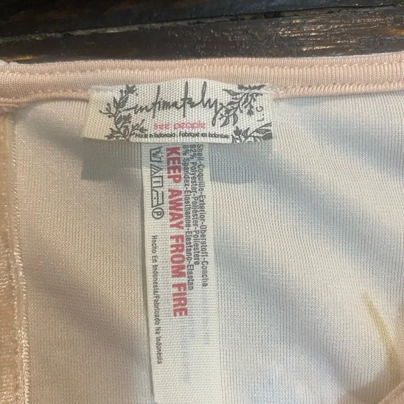 Intimately Free People Velvet Slouchy Babe Bodysuit Beige Floral Stretch Large - Picture 9 of 10